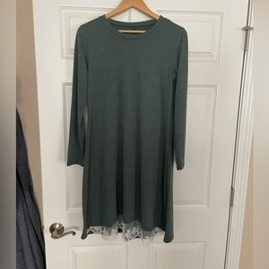 Green Midi Dress With Lace Accents